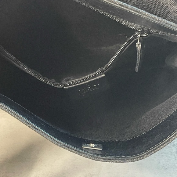 Gucci Crossbody Bag - Picture 16 of 16